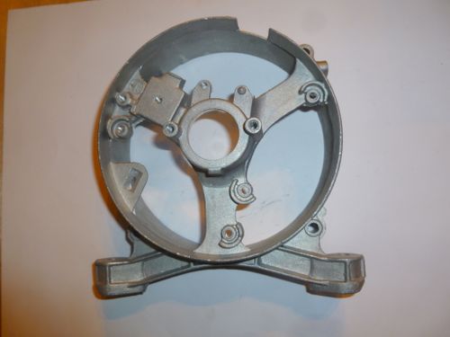 Крышка генератора (под подшипник ,лапы) SGG-2600 E