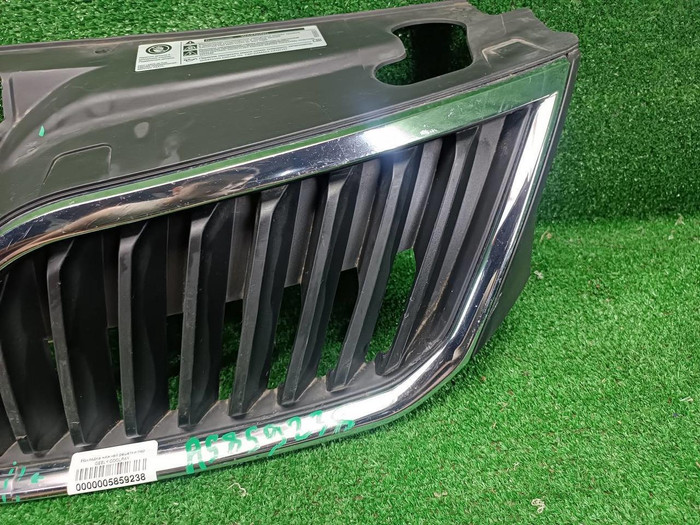 Решетка радиатора Skoda Rapid 1 (2012-2020)