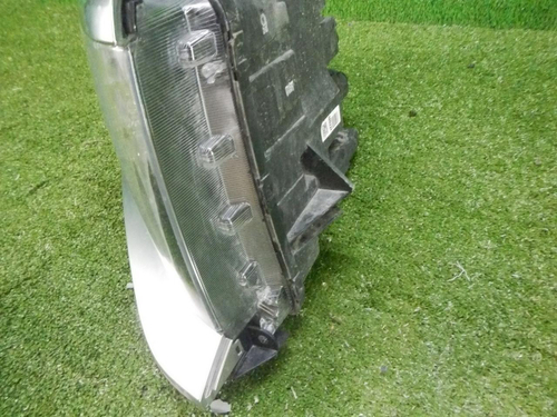Битая Фара правая Kia Mohave 1 HM (2019-н.в.) LED