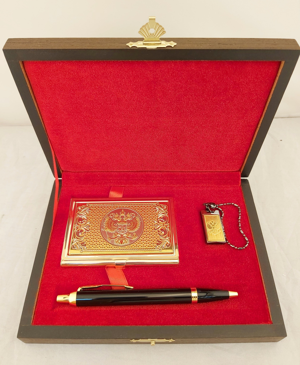 Набор "Герб РФ" №10 визитница (Златоуст), ручка. Parker