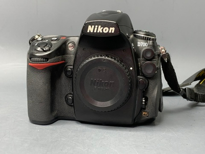 Nikon D700 Body 132.800 Кадров.