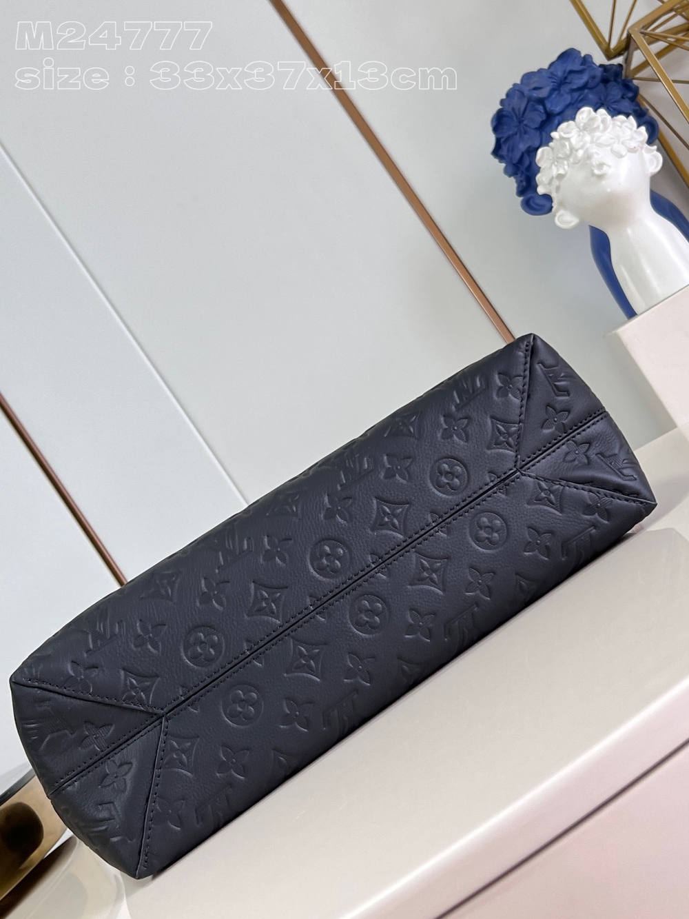 Louis Vuitton Excursion Tote