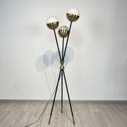 Торшер Caracas Tripod Floor Lamp