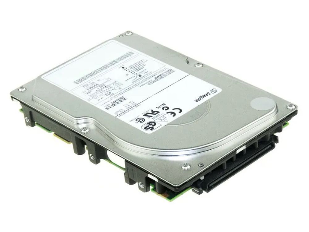 Жесткий диск Seagate Cheetah 10K.7 SCSI (73GB/10K/8MB/U320/80pin) 9X3006-003