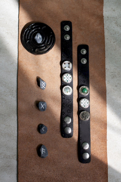 КНОПКА РУНА ГЕБО