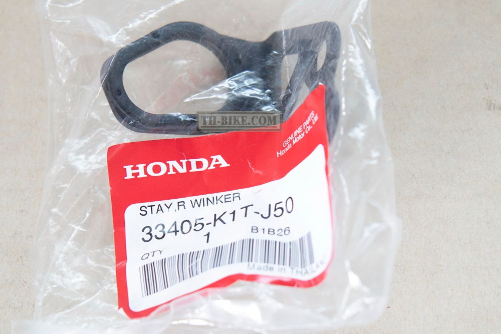 33405-K1T-J50. STAY, R. WINKER. Blinker bracket mount on the top bridge fork Honda CRF300