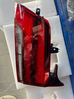 Задний фонарь (левый/правый) Toyota Alphard/Vellfire 2016-2022 LED