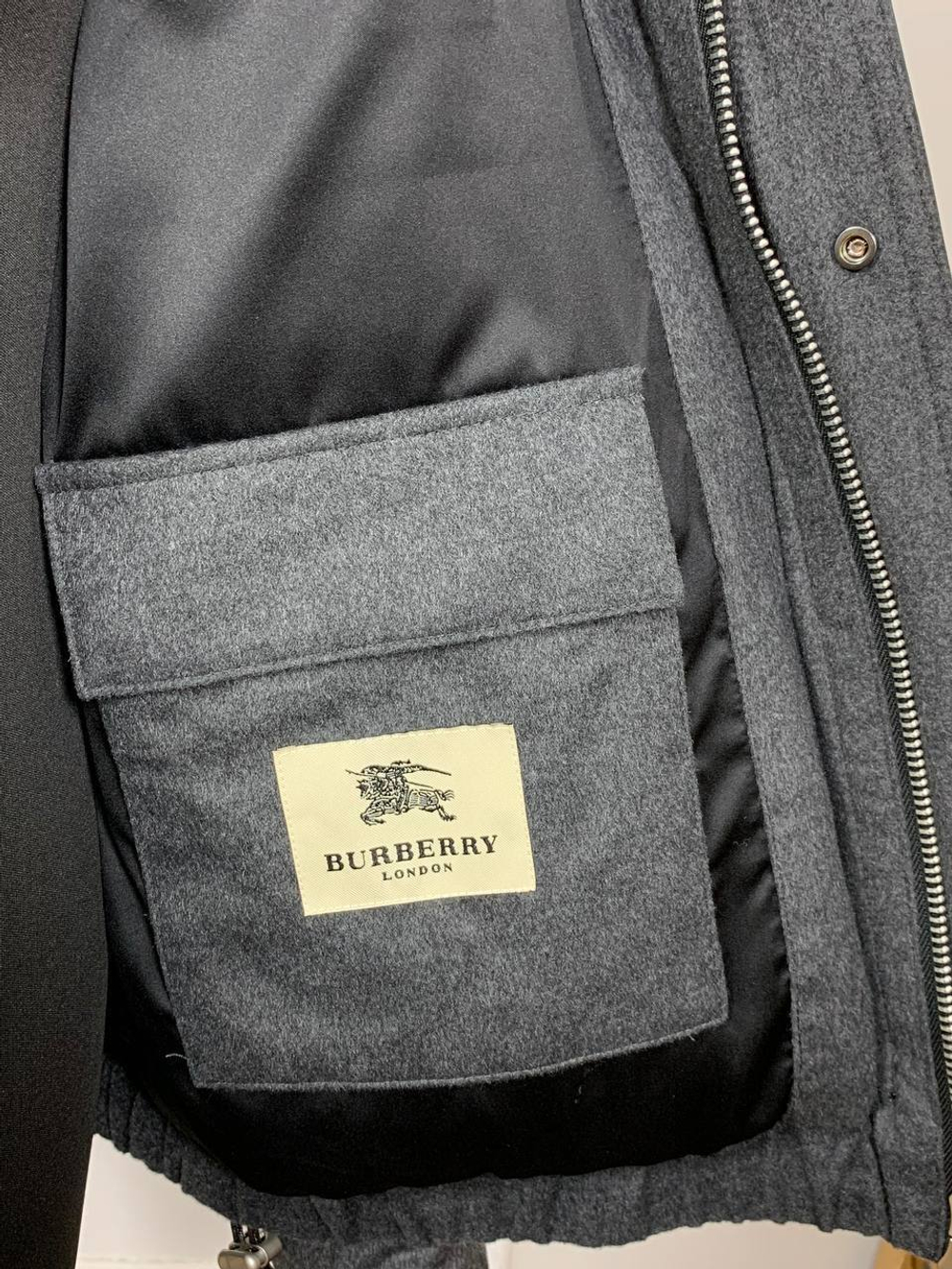 Пуховик Burberry