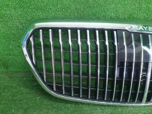 Решетка радиатора Mercedes S W223 (2020-н.в.) Maybach