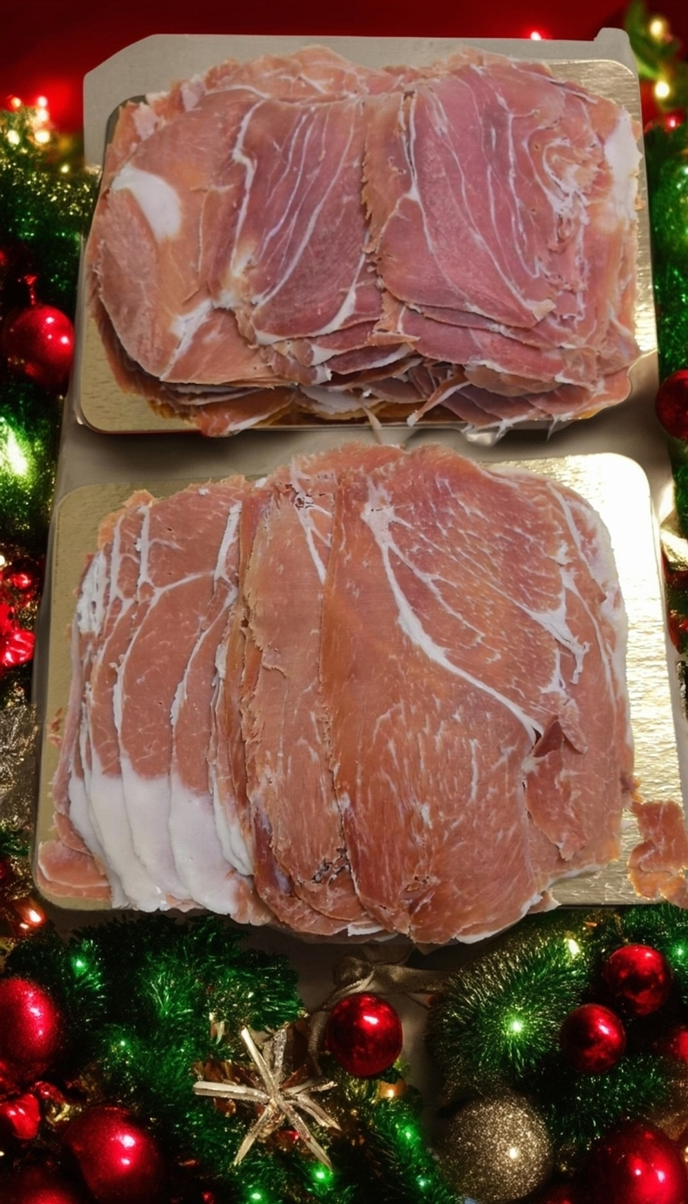 Хамон  слайсы на подложке