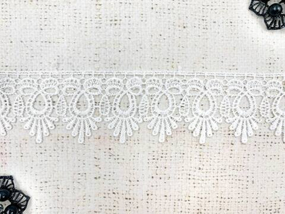 Кружево плетеное, ш. 4,5-5 см, молочный