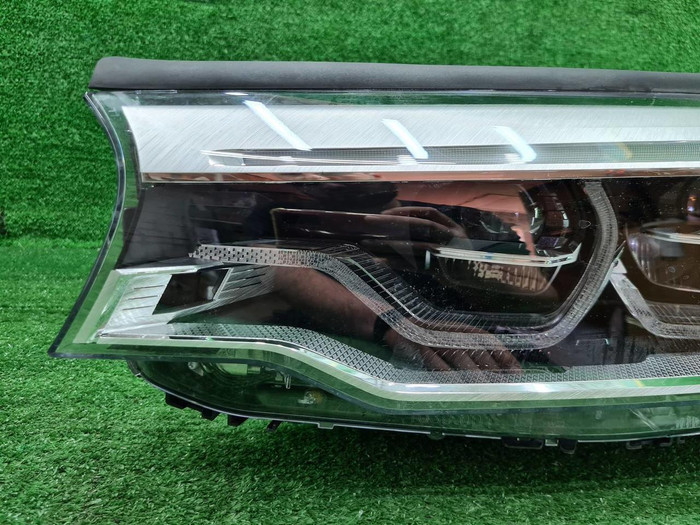 Фара левая BMW 5er G30 (2017-2020) Adaptive LED