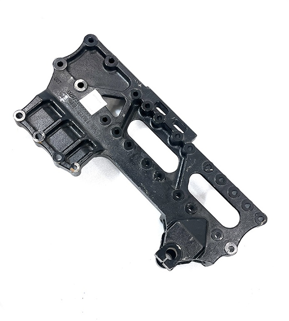 Кронштейн передней рессоры передний SHACMAN X3000 8х4 левый dz97319800011