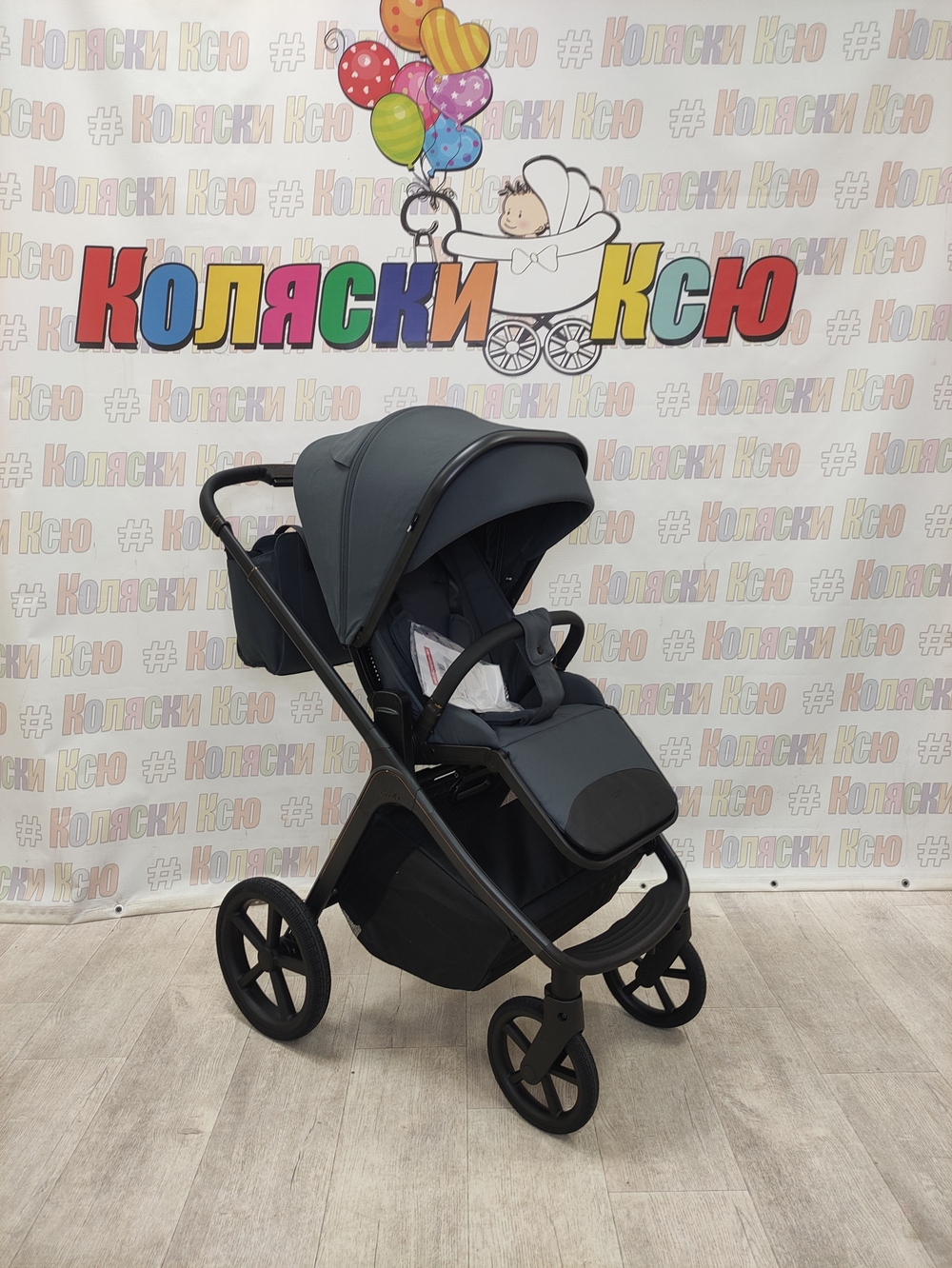 Коляска модульная Carrello Vector CRL-6551 Ultimate Grey 2025