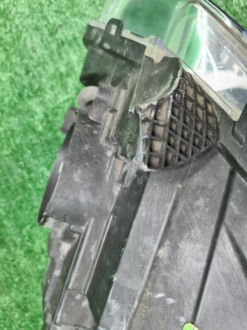 Битая Фара правая Ford Tourneo Custom 2012-2018 галоген