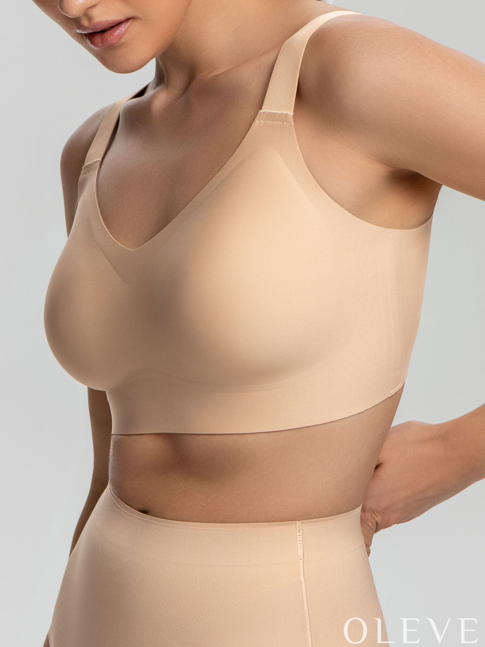 Бесшовный бюстгальтер Plus size
