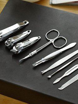 Маникюрный набор 9 предметов (А-17706)