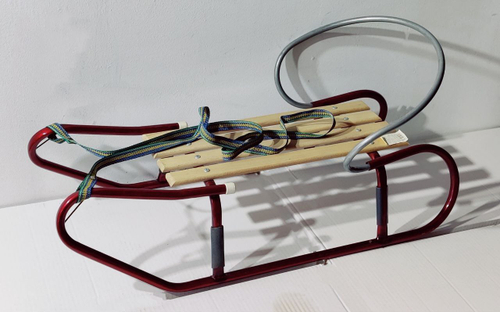 Металлические сани со спинкой Польские красные