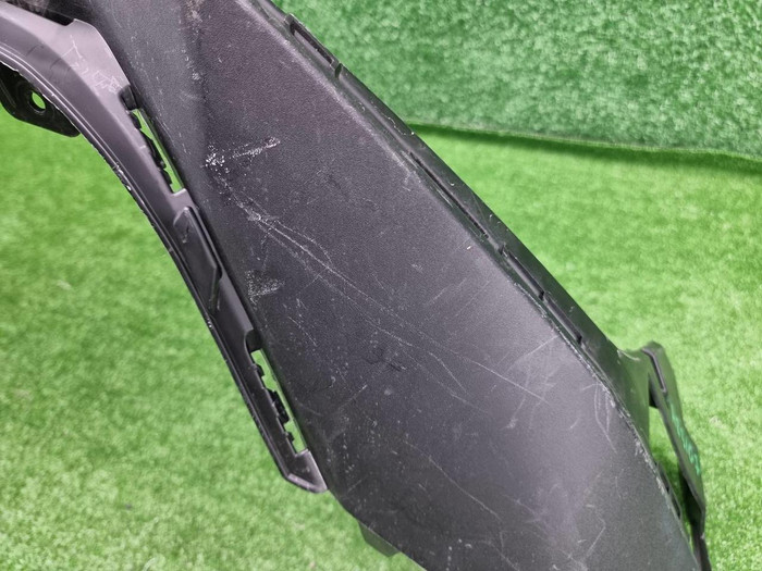 Юбка переднего бампера Geely Atlas 2 (2023-н.в.)