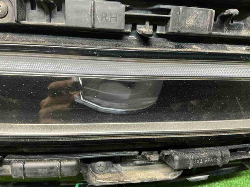 Битая Фара правая Genesis GV80 (2020-2023) LED