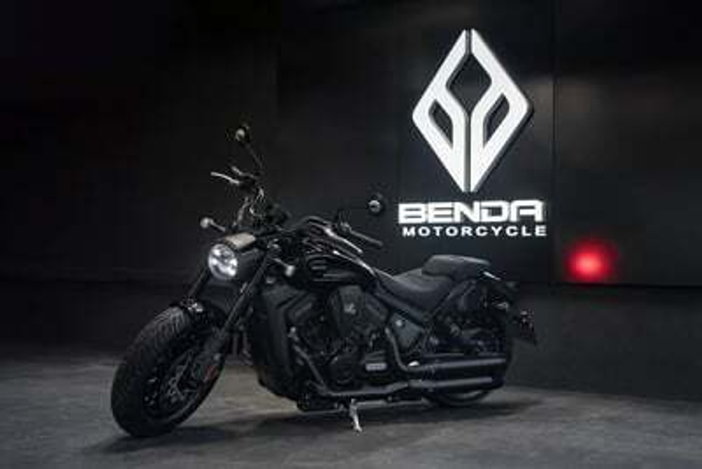 Мотоцикл BENDA DARKFLAG 500