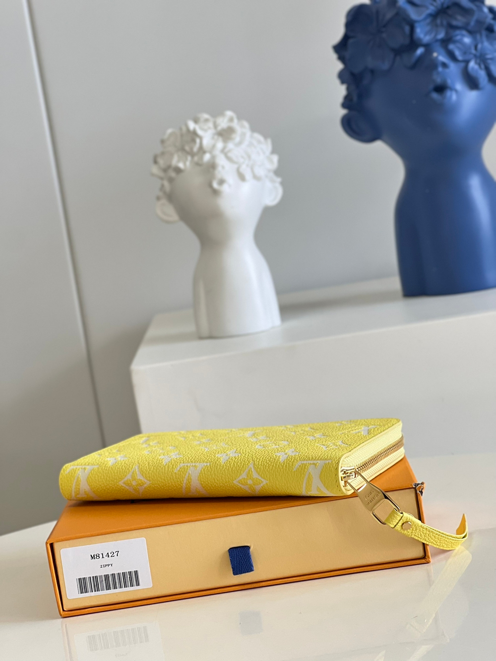 Louis Vuitton Zippy Wallet