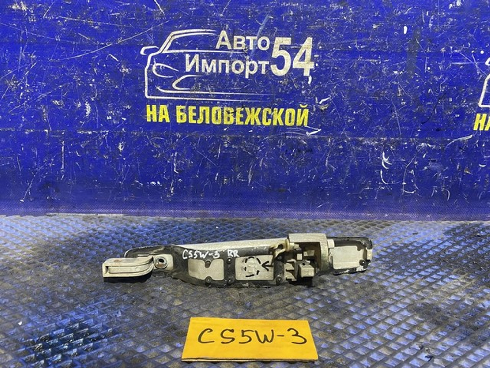 Ручка двери задней правой внешняя MITSUBISHI LANCER CEDIA 2000
