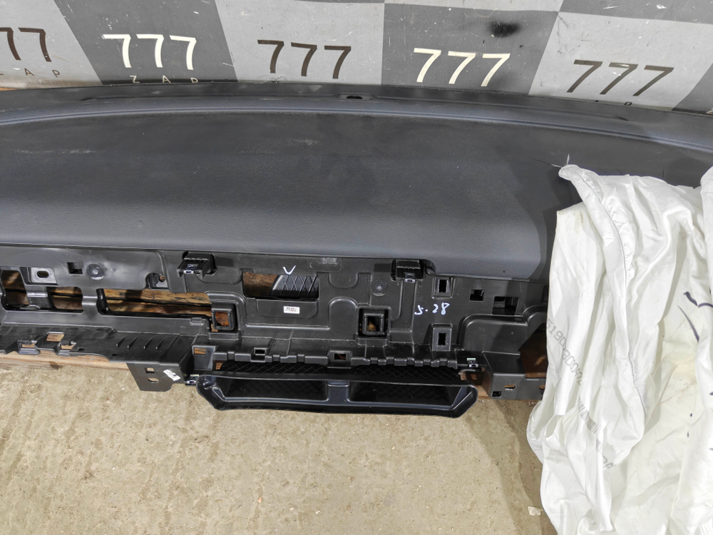 Торпедо Панель приборов Baic U5 Plus 21-нв Б/У Оригинал A00110694IK08