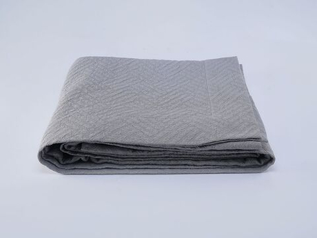 Покрывало 260x280 Claire Batiste Tilt серое