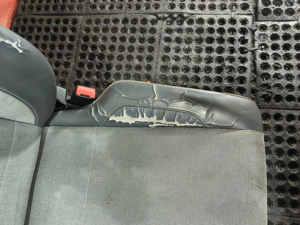 Сиденье пассажирское механическое