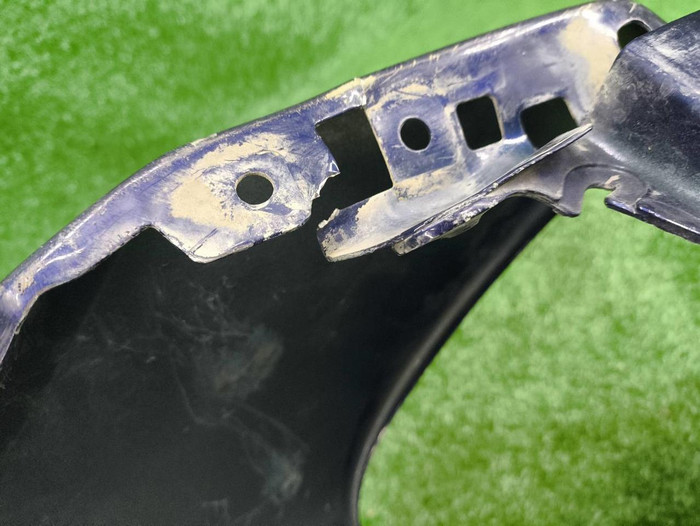 Крыло переднее правое Porsche Panamera 971 (16-23)