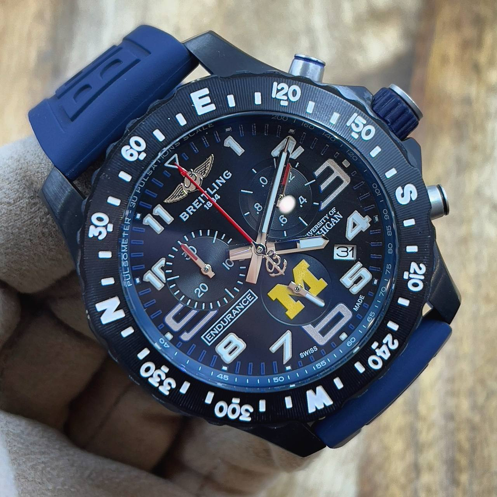 Часы Breitling