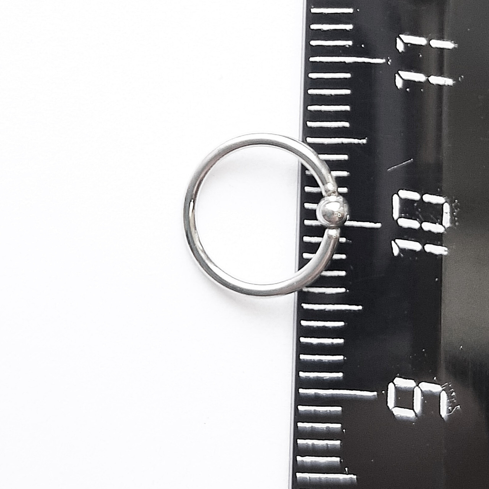 Кольцо сегментное для пирсинга: диаметр 8 мм, толщина 0,8 мм, шарик 2 мм. Медицинская сталь. 1 шт