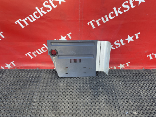 Пaнель спального мeстa лeвaя