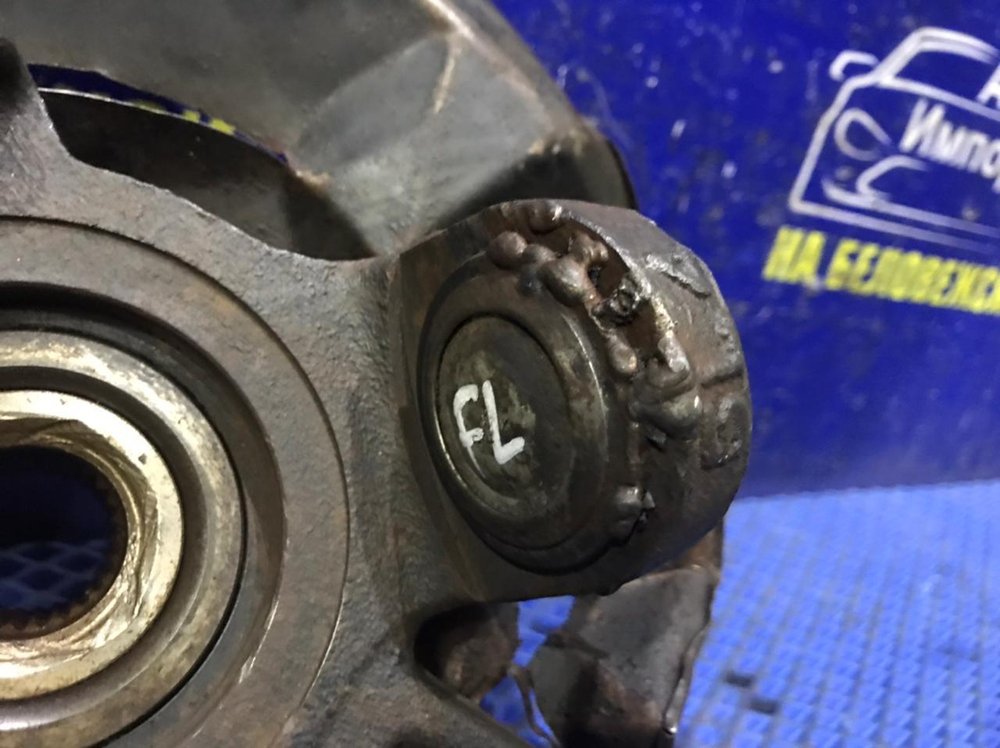 Ступица передняя левая Honda CIVIC 2001