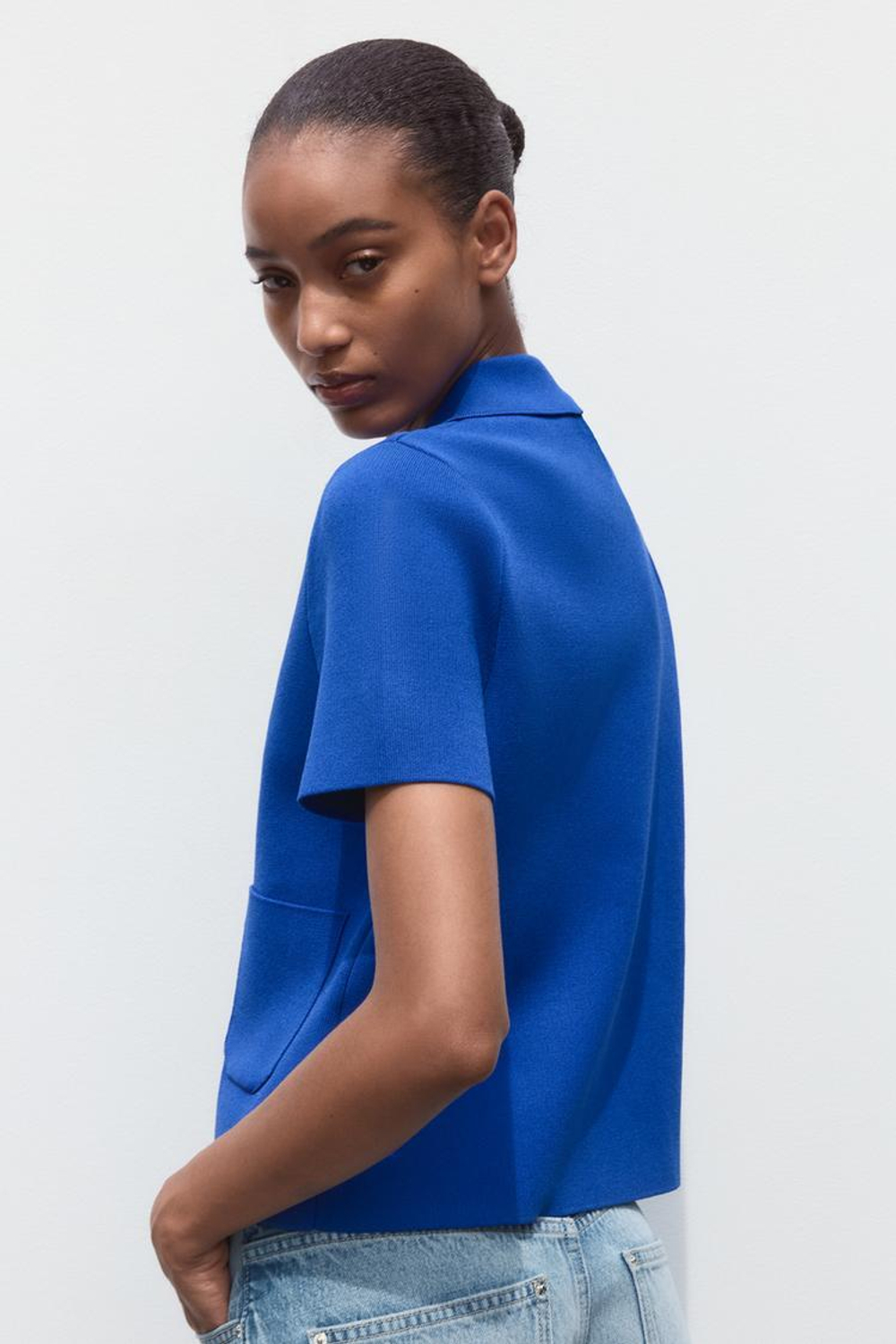 ZARA ТРИКОТАЖНЫЙ КАРДИГАН С БУСИНАМИ НА ПУГОВИЦАХ, ЯРКО-СИНИЙ