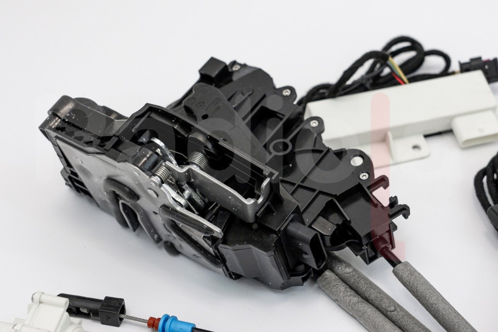 Автоматические доводчики на 4 двери для Toyota и Lexus 2014+ - Radiola RDL-SAT-Z01