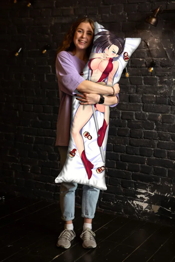 Дакимакура Момо Яойорозу