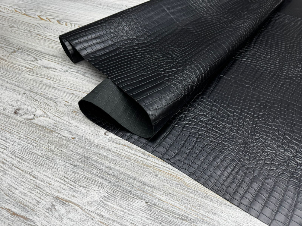 Crocco Matt Nero (0,8-1,0 мм), цв. Черный, натуральная кожа