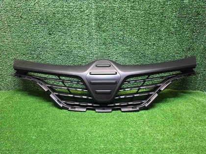 Решетка радиатора Renault Kaptur (2016-2020)