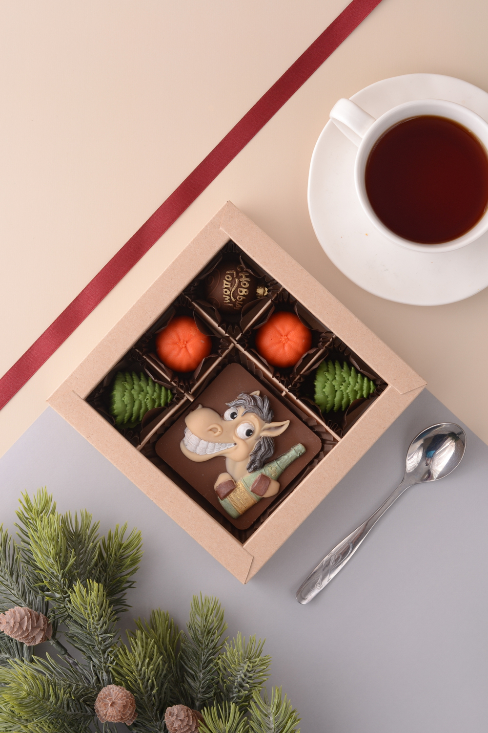 Набор шоколада ручной работы "Новогоднее настроение" #2 с символом 2026 года