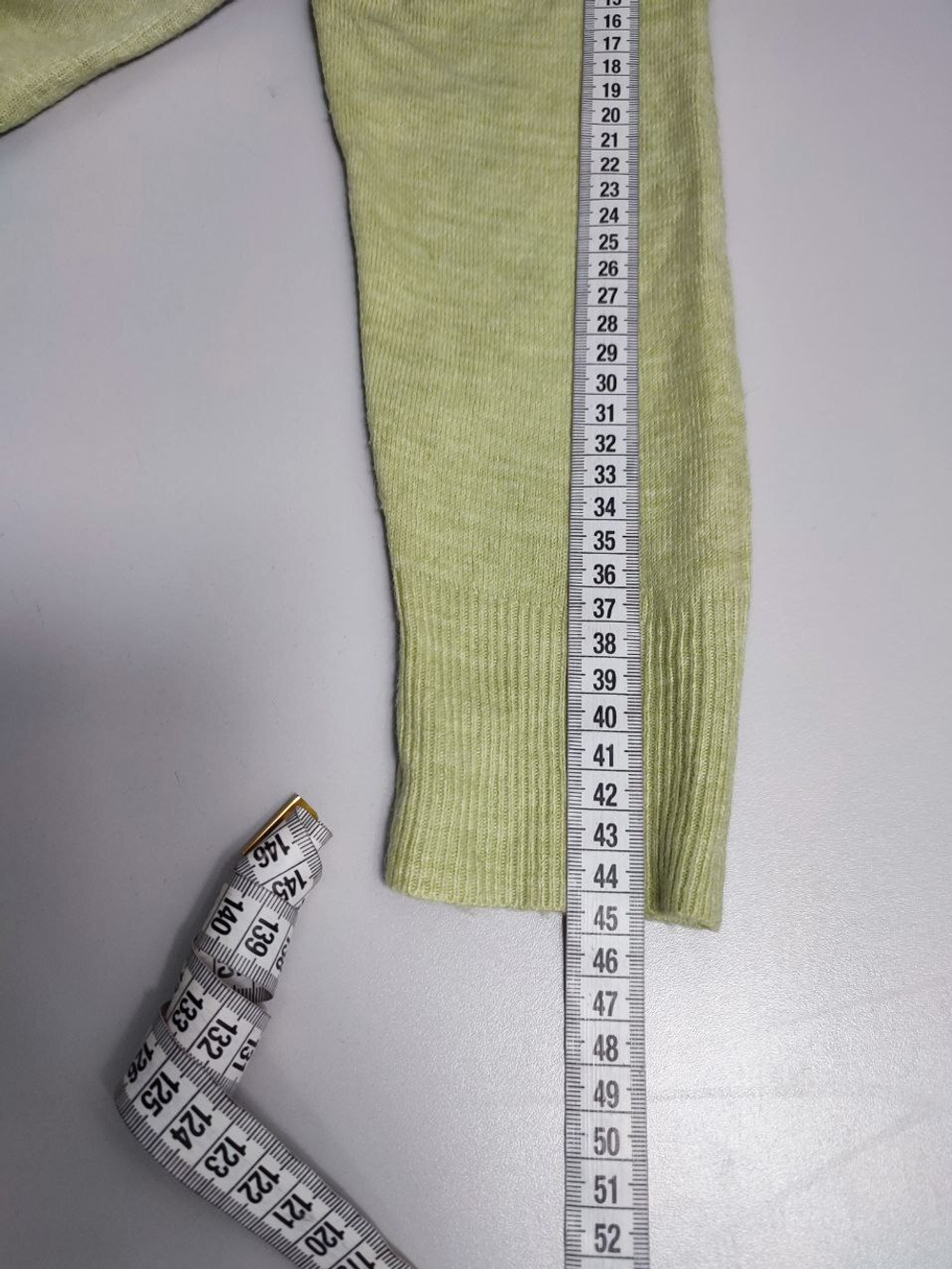 Кардиган Tu на пуговицах 48 размер