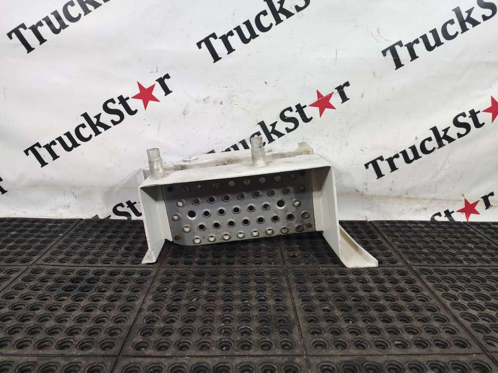 Корпус подножки левый 2022г