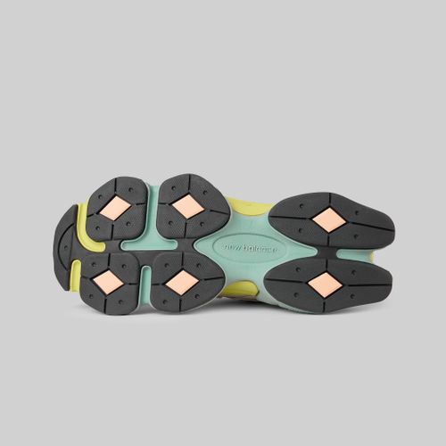 Кроссовки New Balance 9060 