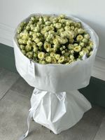 Букет моно из кустовых роз 25 шт в светло-желтом оттенке