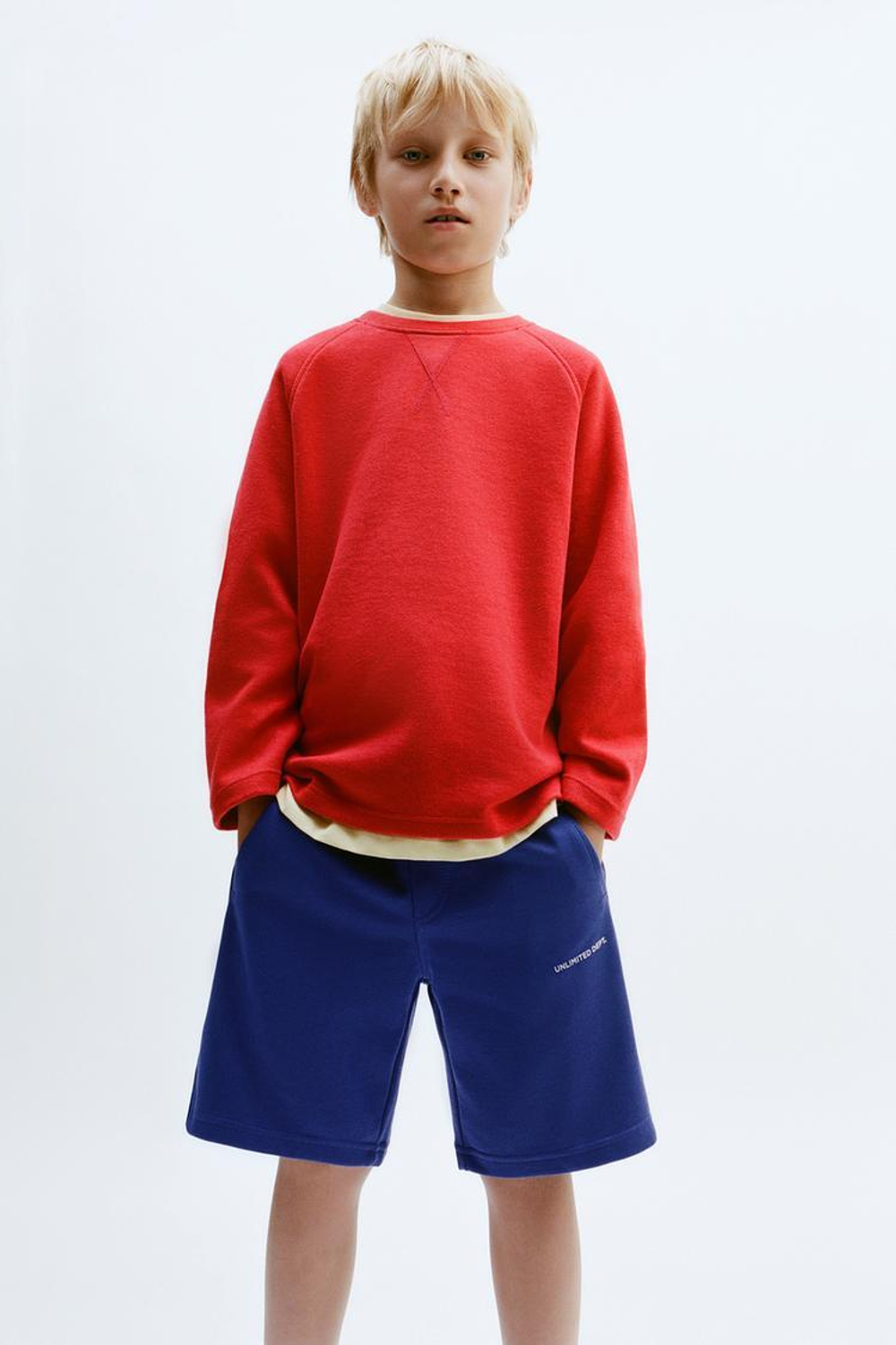 ZARA ШОРТЫ ИЗ МЯГКОЙ ТКАНИ ПРЯМОГО КРОЯ С РЕЛЬЕФНОЙ НАДПИСЬЮ, ЧЕРНИЛЬНО-СИНИЙ