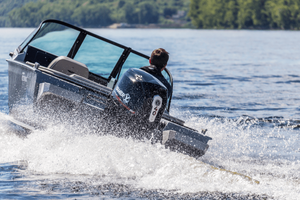 Лодка ПВХ COMPAS 420 + 4х-тактный лодочный мотор YAMER EF40 EFI