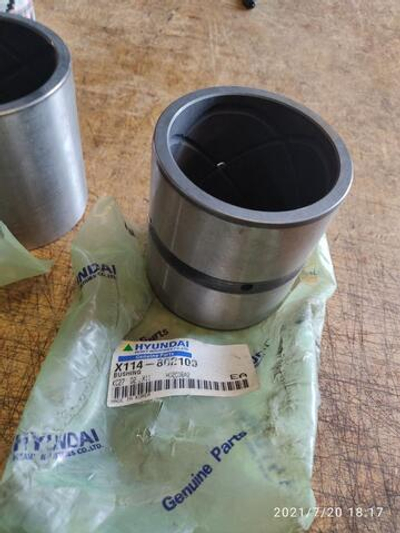 Втулка X114-802100