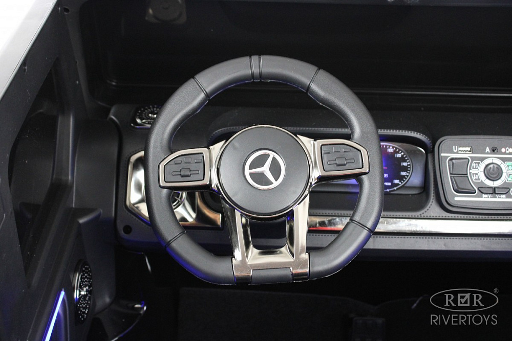 Детский электромобиль RiverToys Mercedes-AMG G63 G111GG, 24V черный
