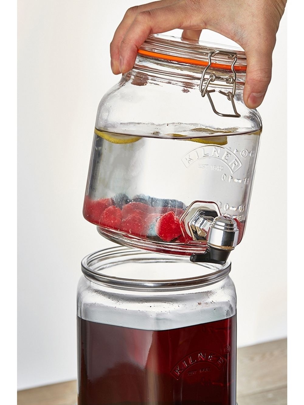 Набор из 2 диспенсеров на подставке 2,1 л и 3,1 л Kilner K_0025.004V